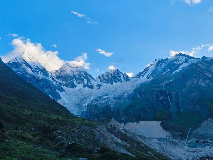 Majestic Panchachuli Peaks & Glacier in Darma Valley